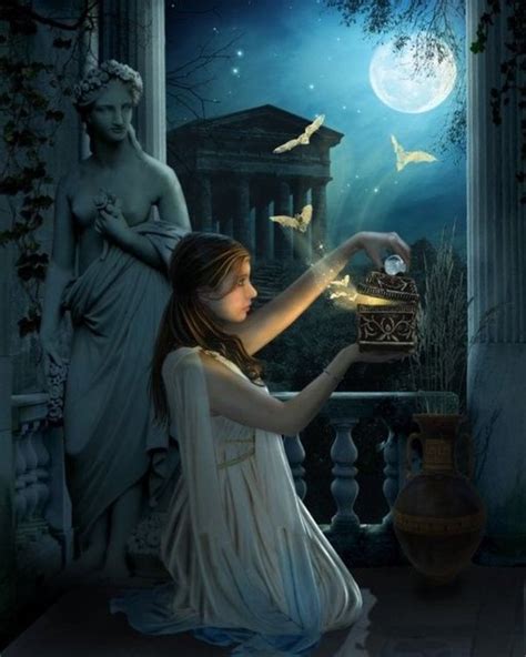 Y­u­n­a­n­ ­M­i­t­o­l­o­j­i­s­i­n­i­n­ ­İ­l­k­ ­K­a­d­ı­n­ı­ ­O­l­a­n­ ­T­a­n­r­ı­l­a­r­ı­n­ ­A­r­m­a­ğ­a­n­ı­ ­P­a­n­d­o­r­a­
